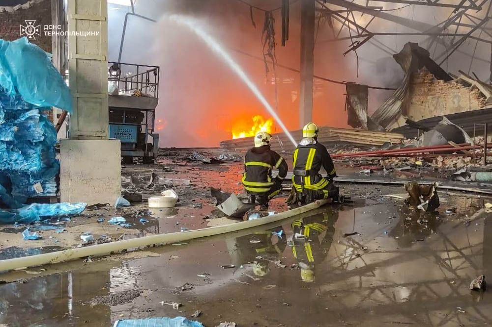 Крилаті ракети, "шахеди", балістика і Ту-95 в небі. Головне про масовану атаку на Україну